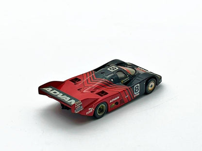 V020 - PORSCHE 956 -ADVAN N.8