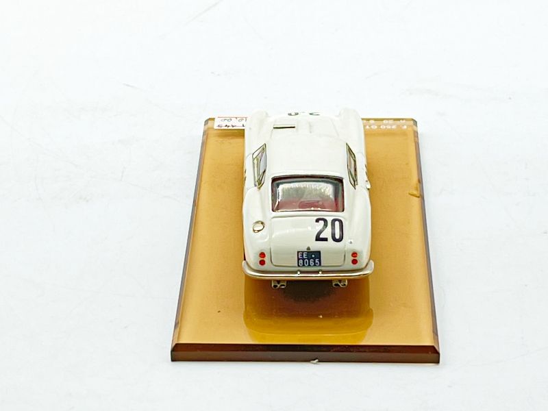 TRON MODELS - TRM145 FERRARI 250 LWB N.20 01959 6CL LE MANS